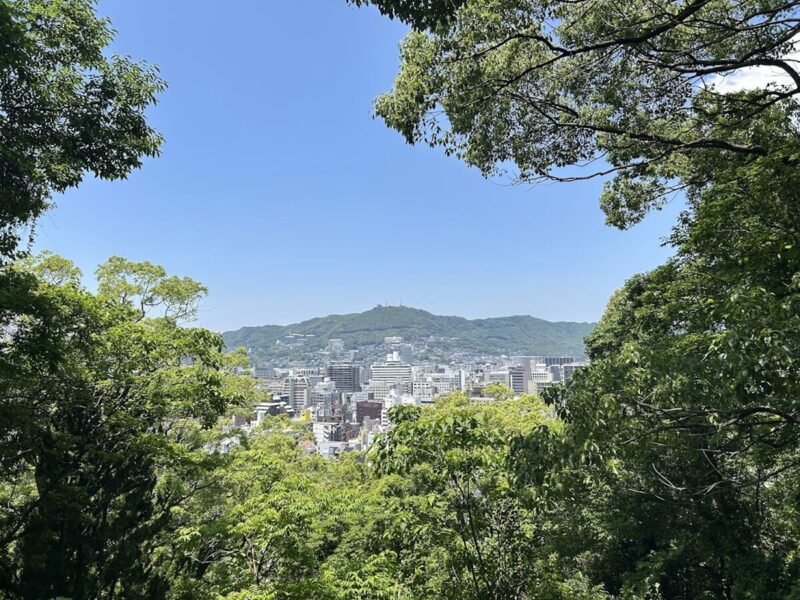 長崎市指定史跡「後藤家墓地」近くからの5月の眺望