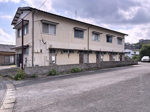 諫早市福田町：亀山アパートの外観