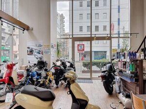 岡東オートショップ